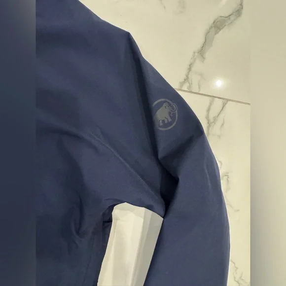 Mammut gortex, Navy Women's Jacket - Picture 9 of 12